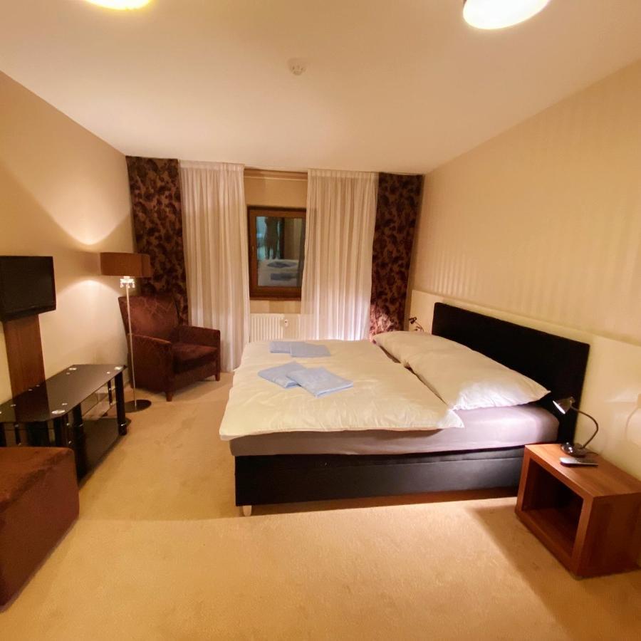 Golden Fish Apartmany Xia Plzeň Kültér fotó