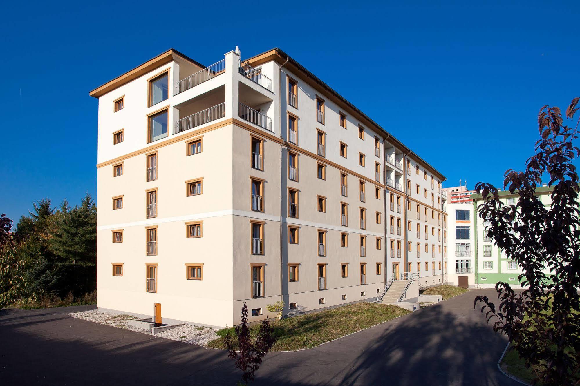 Golden Fish Apartmany Xia Plzeň Kültér fotó